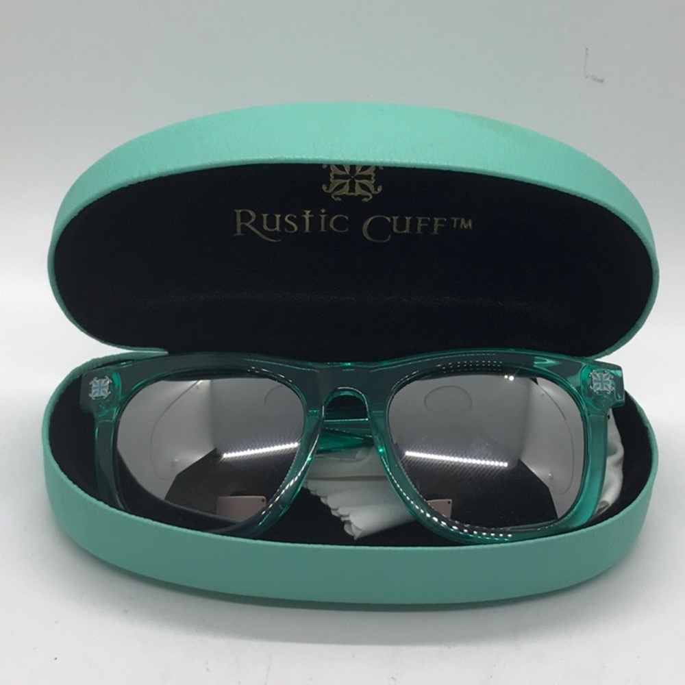 Rustic Cuff Green Sunglasses w/ Case
